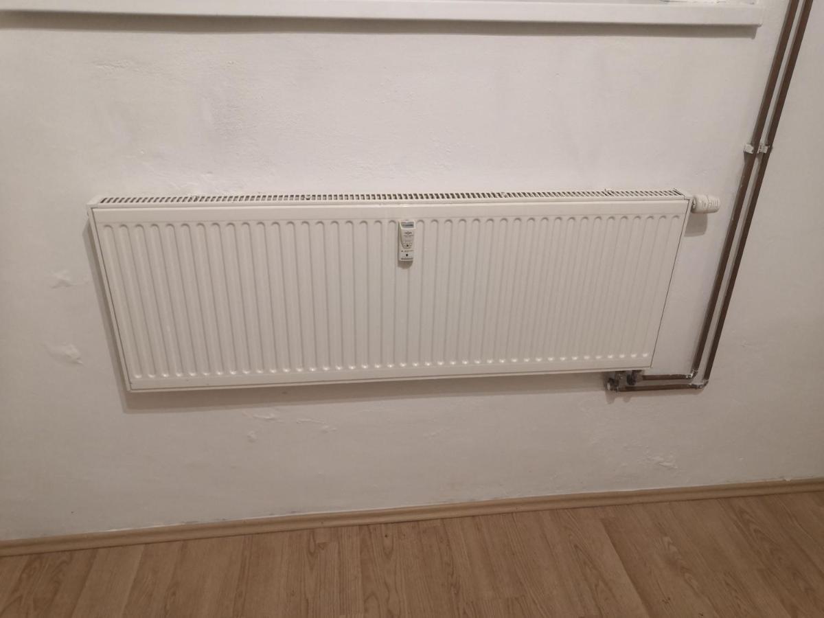 Economy Flat 18 Minutes From Vaclavske Namesti Prag Exterior foto